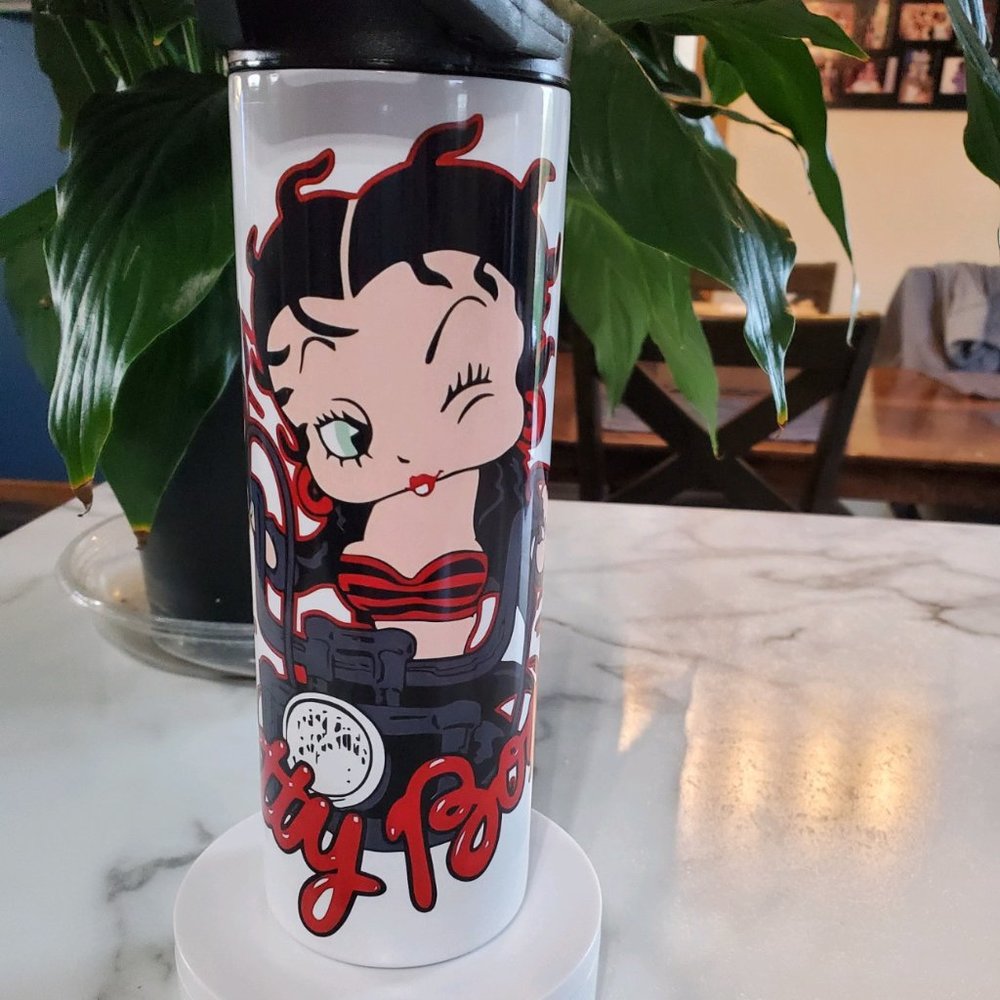 Betty Boop 20oz Tumbler with duo lids 🎉sale